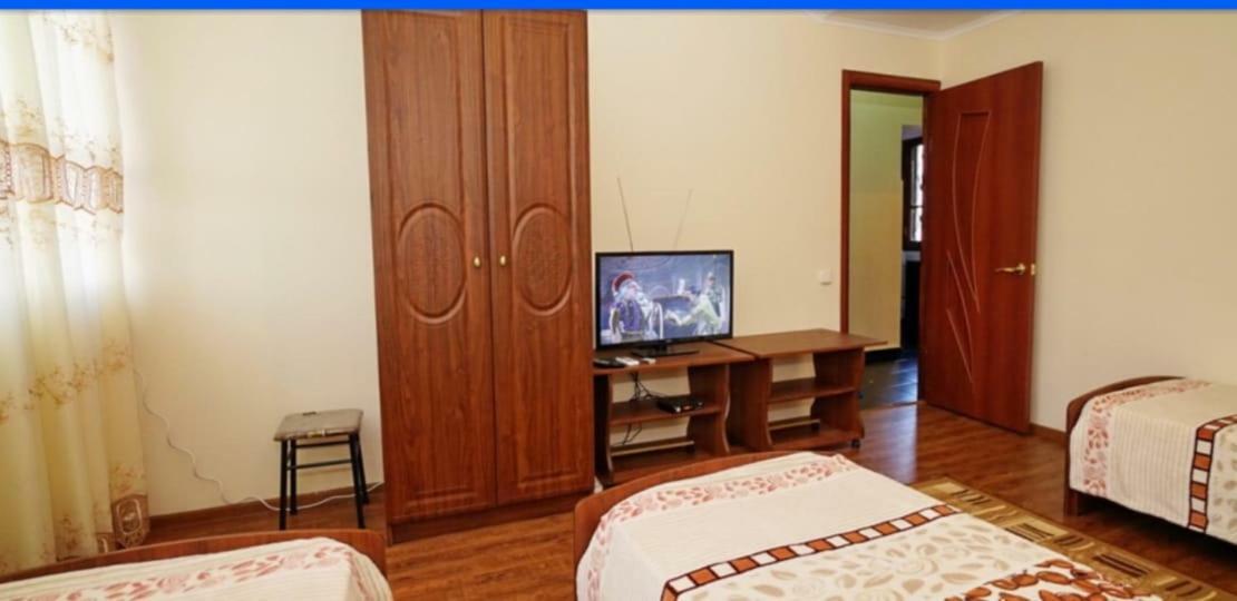 Апартаменты Орион Sukhumi Exteriör bild